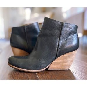 Kork Ease Natalya Black Leather Wedge Heel Bootie